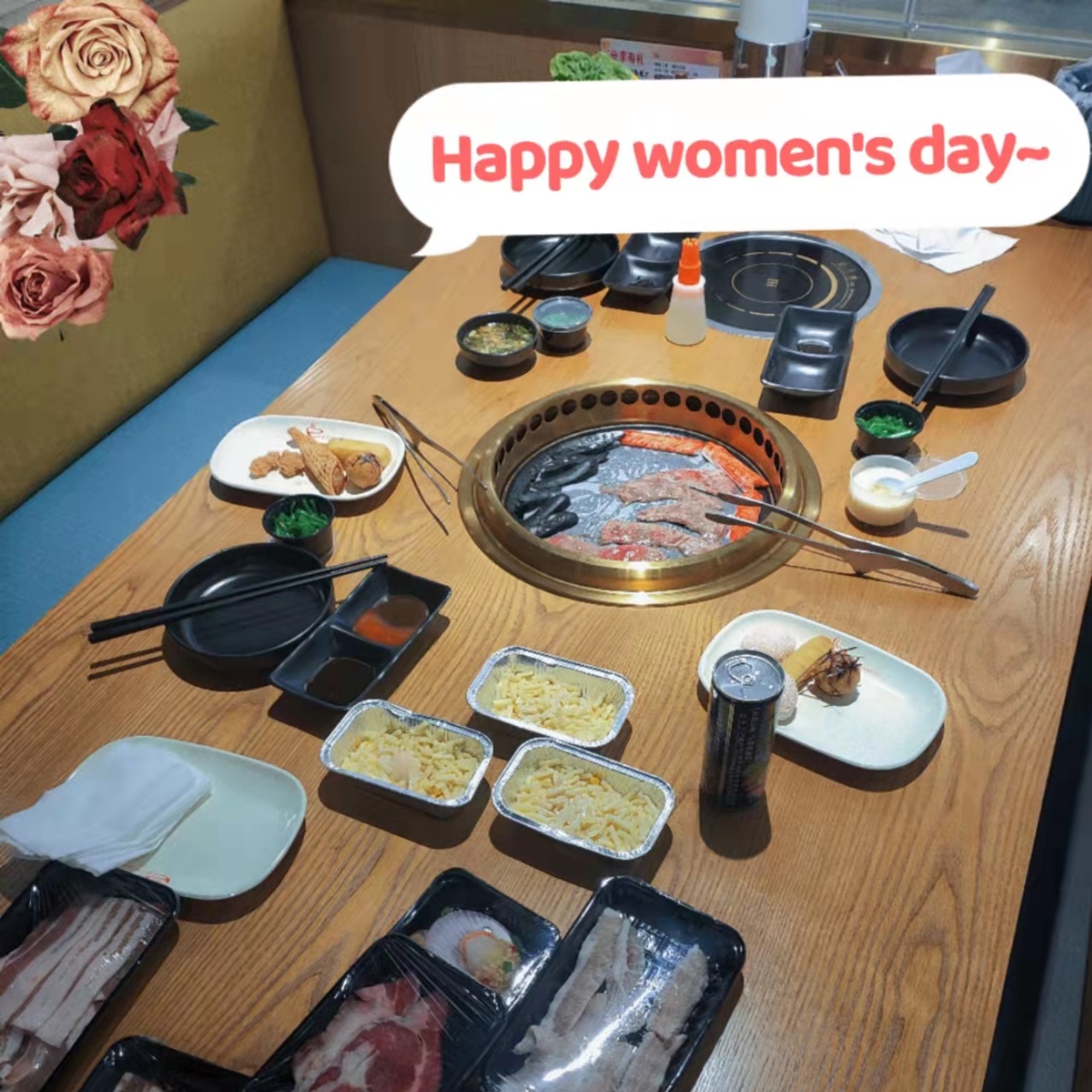 幸せな女性の日